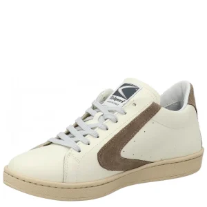 TOURNAMENT LEATHER